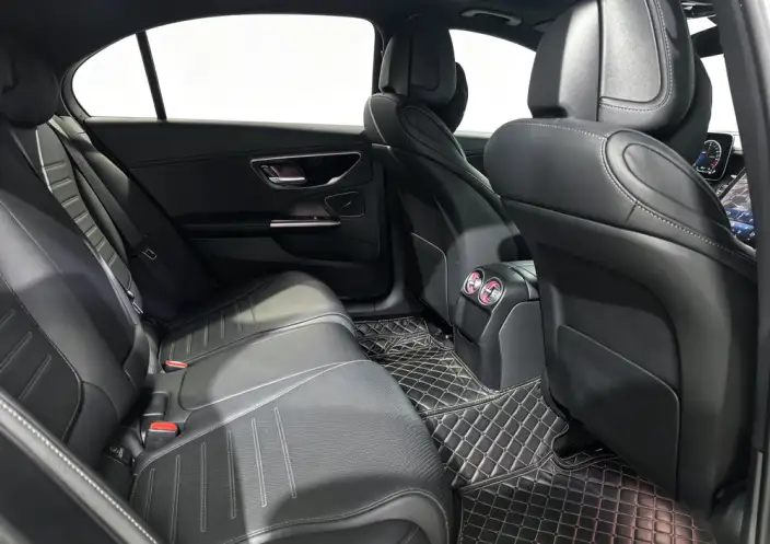 Mercedes-Benz C-Class PHEV 2023 Model Facelift C 350 eL – фото 10