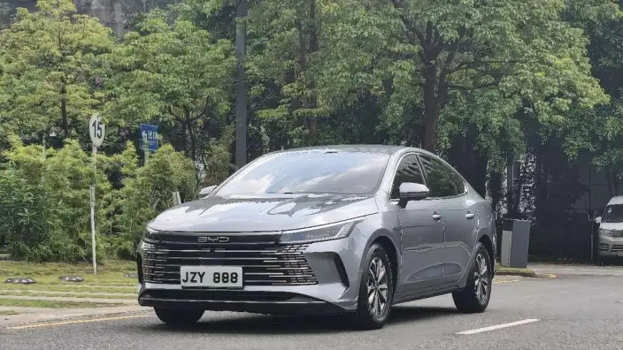 BYD Destroyer 05 2024 Model Honor Edition DM-i 55KM Luxury Model