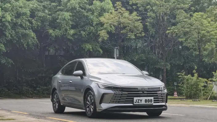 BYD Destroyer 05 2024 Model Honor Edition DM-i 55KM Luxury Model