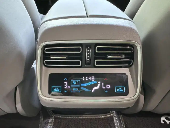 BYD Han DM 2025 Model DM-i 125KM Noble Model – фото 6