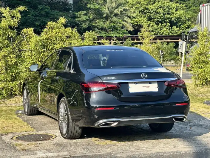 Mercedes-Benz E-Class 2022 Model Facelift E 300 L Fashion Model sedan – фото 5