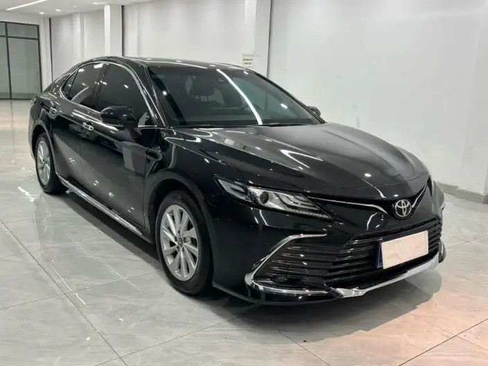 Toyota Camry 2023 Model 2.0G Deluxe Edition