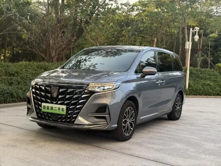 Roewe iMAX8 EV 2022 Model Silver edition – фото 1