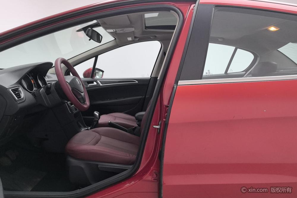 PEUGEOT 308 2013 модификация 1.6L Manual Fashion тип – фото 16