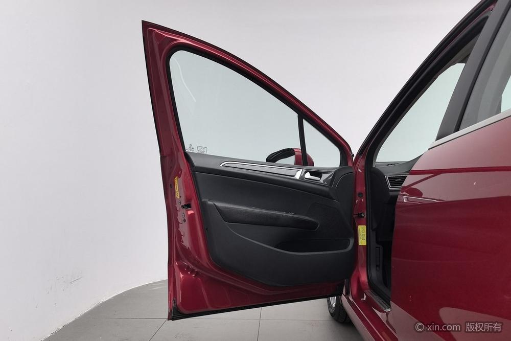 PEUGEOT 308 2013 модификация 1.6L Manual Fashion тип – фото 20