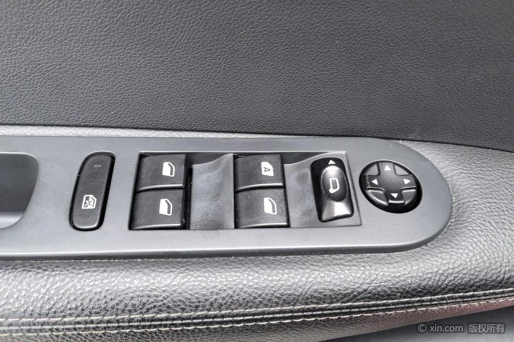 PEUGEOT 308 2013 модификация 1.6L Manual Fashion тип – фото 21