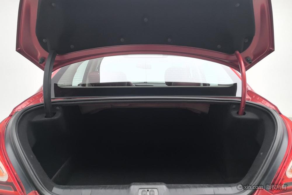PEUGEOT 308 2013 модификация 1.6L Manual Fashion тип – фото 22