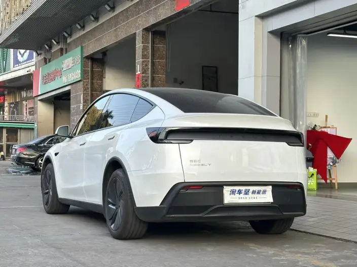 Model Y 2025 Model Rear-wheel drive version