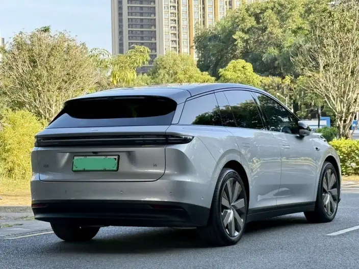 Li Auto i6 2025 Model 4WD Standard Edition – фото 6