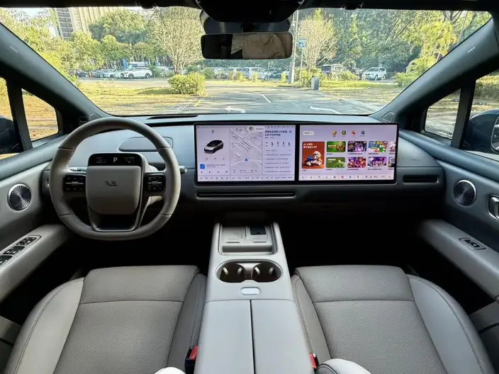 Li Auto i6 2025 Model 4WD Standard Edition – фото 9