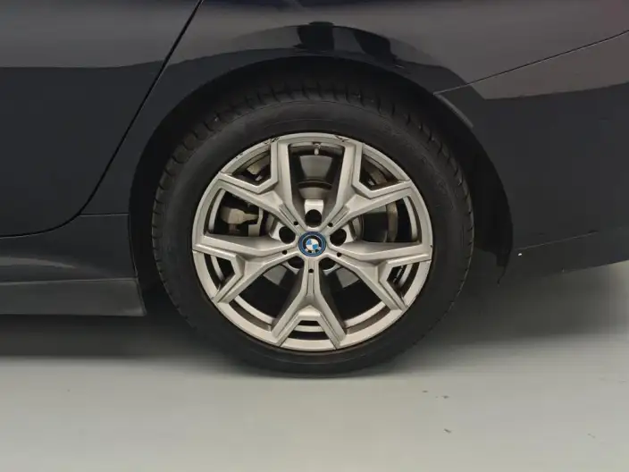 BMW i3 2022 Model eDrive35L – фото 9
