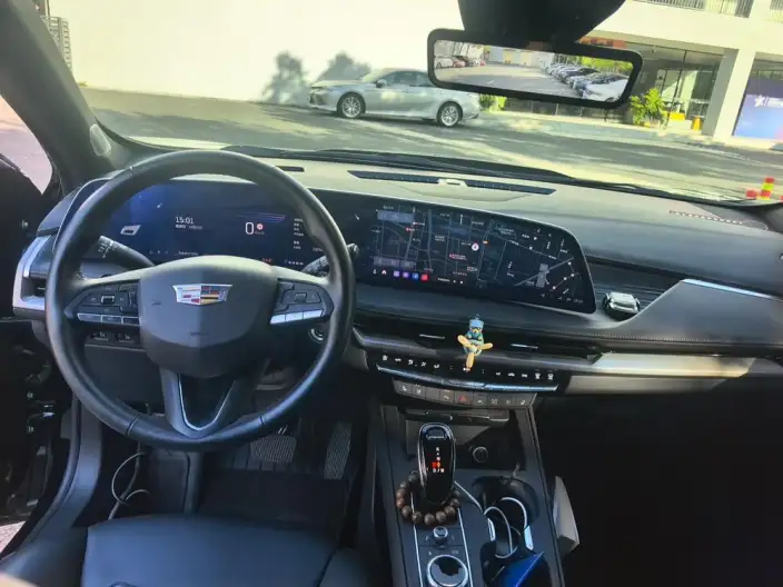 Cadillac XT4 2024 Model 28T 2WD Noble Model – фото 5