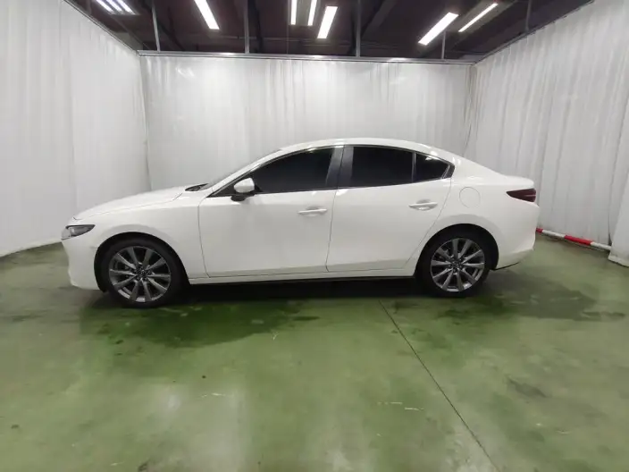 Mazda3 Axela 2022 Model 2.0L Automatic Zhi Ya Edition – фото 4