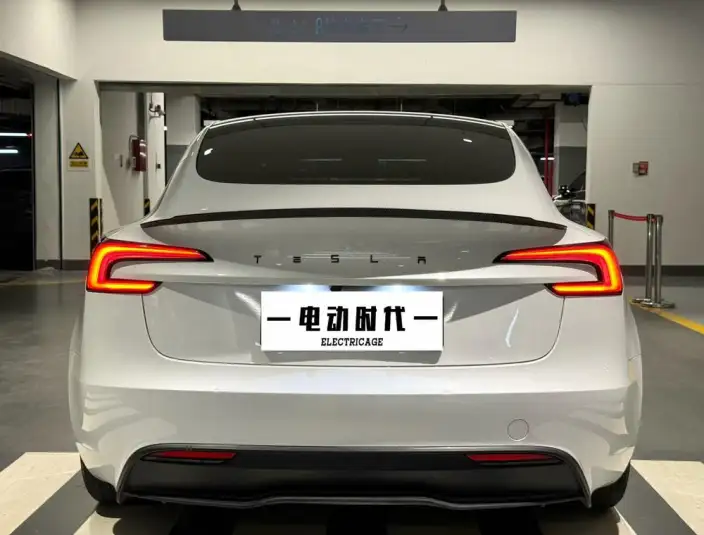 Model 3 2025 Model Long Battery Life Pro Rear-wheel drive version – фото 5