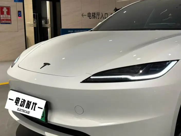 Model 3 2025 Model Long Battery Life Pro Rear-wheel drive version – фото 9