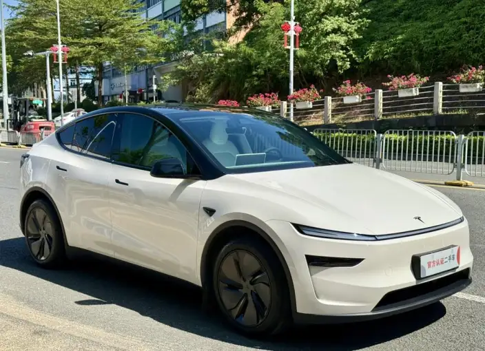 Model Y 2025 Model Rear-wheel drive version