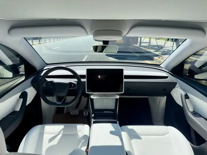 Model Y 2025 Model Rear-wheel drive version – фото 7