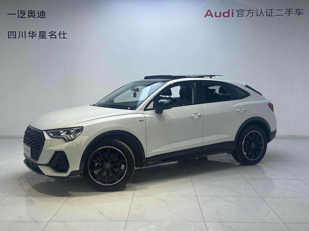 AUDI Q3 Sportback 2023 45 TFSI quattro Luxury – фото 1