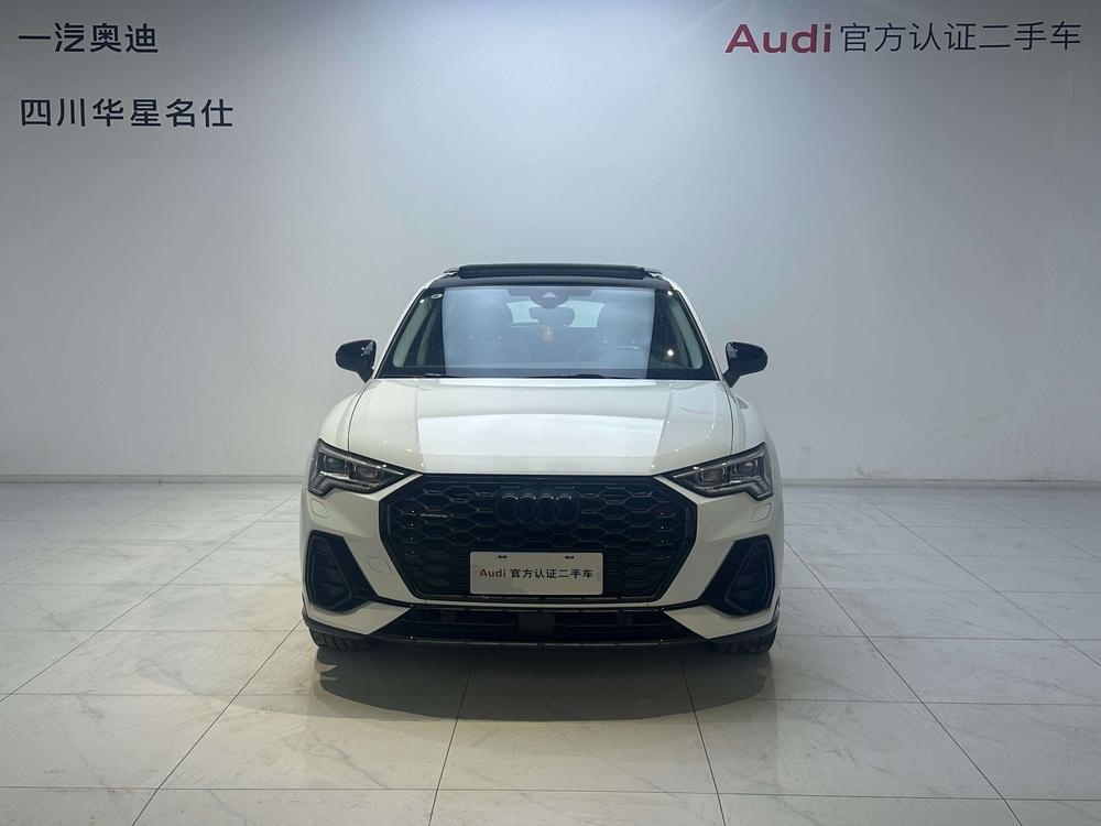 AUDI Q3 Sportback 2023 45 TFSI quattro Luxury – фото 2
