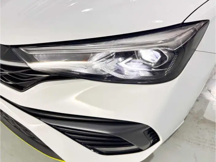 Roewe i5 2021 Model 1.5L CVT Platinum edition – фото 8