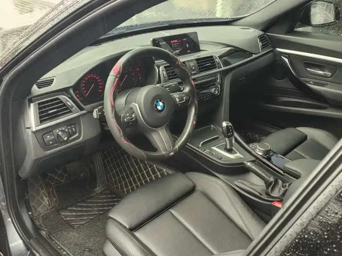 BMW 3 Series Gran Turismo 2020 Model 320i M Sports Set – фото 9