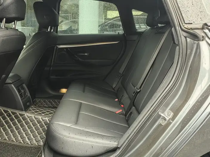 BMW 3 Series Gran Turismo 2020 Model 320i M Sports Set – фото 10