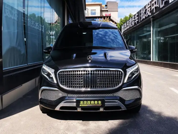 Mercedes-Benz V-Class 2022 Model V 260 L Long wheelbase Premium Edition