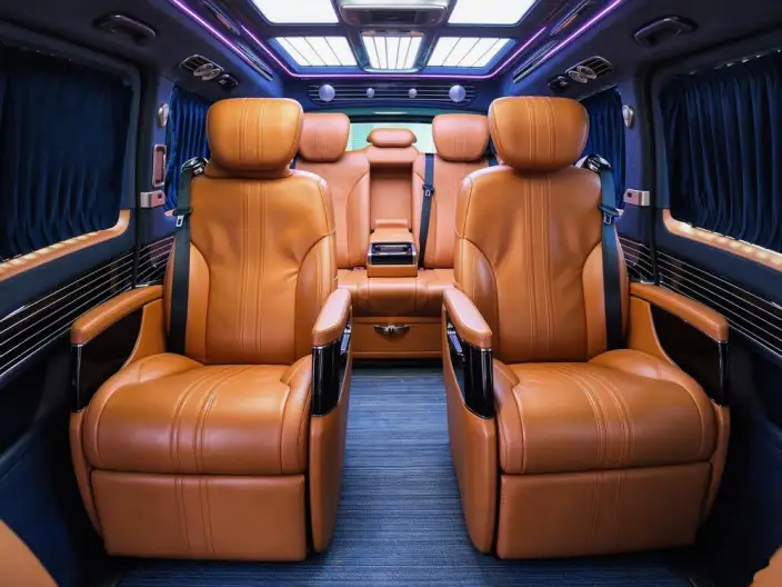 Mercedes-Benz V-Class 2021 Model V 260 L Long wheelbase Premium Edition