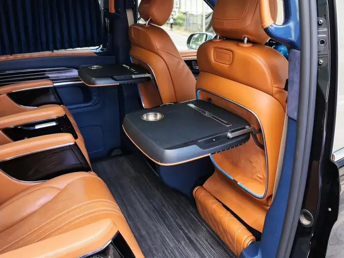Mercedes-Benz V-Class 2021 Model V 260 L Long wheelbase Premium Edition – фото 8