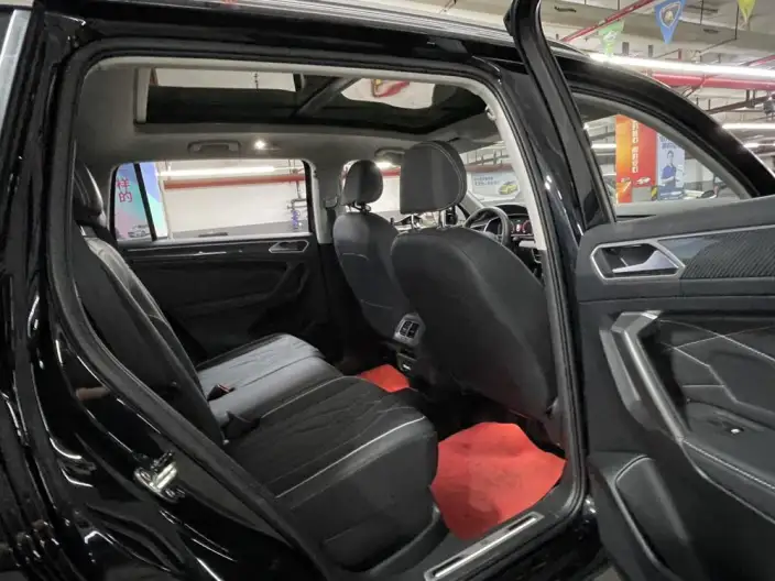 Volkswagen Tiguan L 2023 Model 330TSI 2WD R-Line Enjoy the version more – фото 9