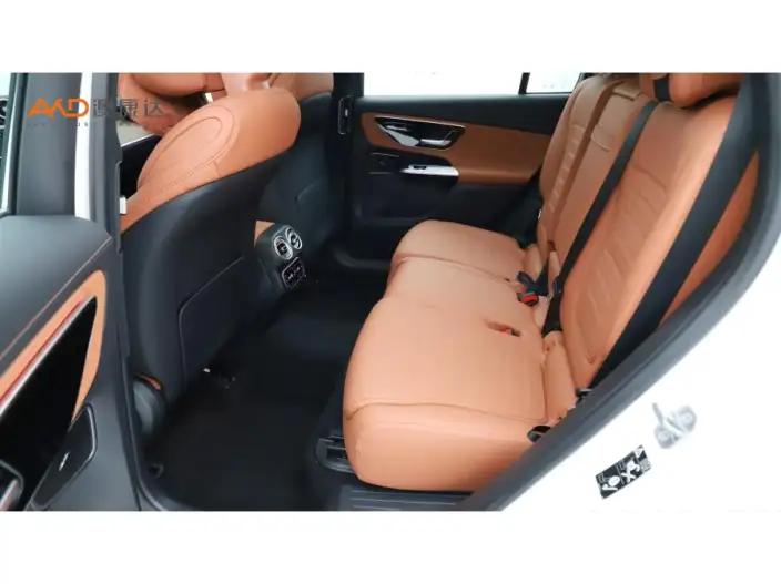 Mercedes-Benz GLC 2024 Model GLC 300 L 4MATIC Dynamic Model 7 seat – фото 8