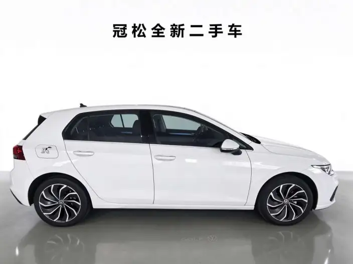 Volkswagen Golf 2021 Model 280TSI DSG Pro First Edition Edition – фото 5