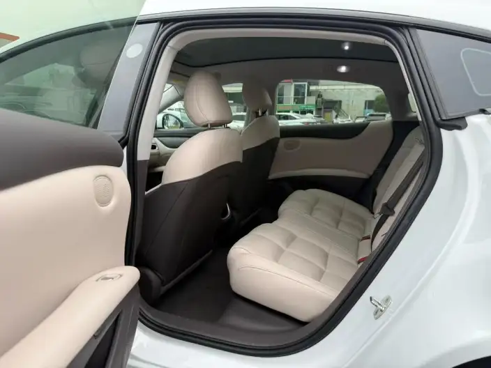 IM L6 2024 Model Max Standard Edition 75kWh – фото 9
