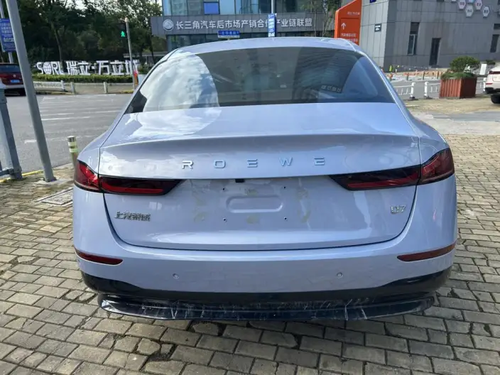 Roewe D7 EV 2023 Model 610 Rear Drive Ultimate Edition – фото 6