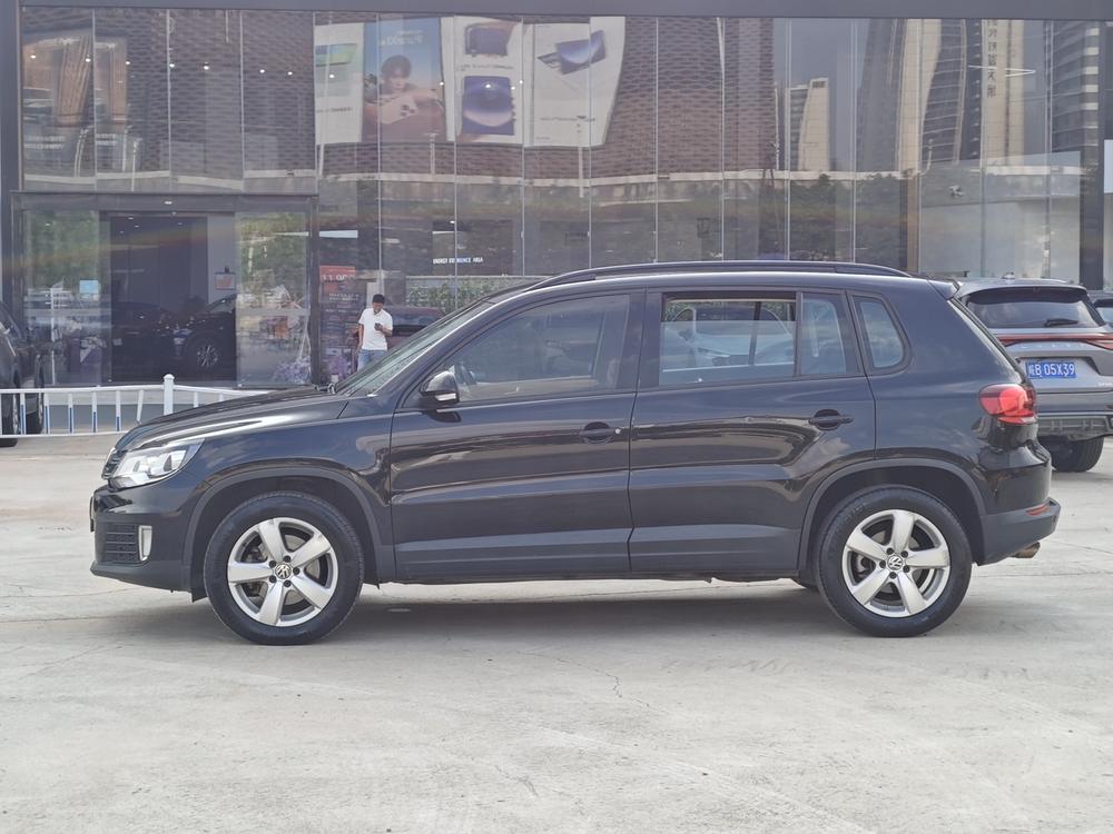 Volkswagen Tiguan 2013 модификация 1.8TSI автоматическое 2WD Comfort Edition – фото 3