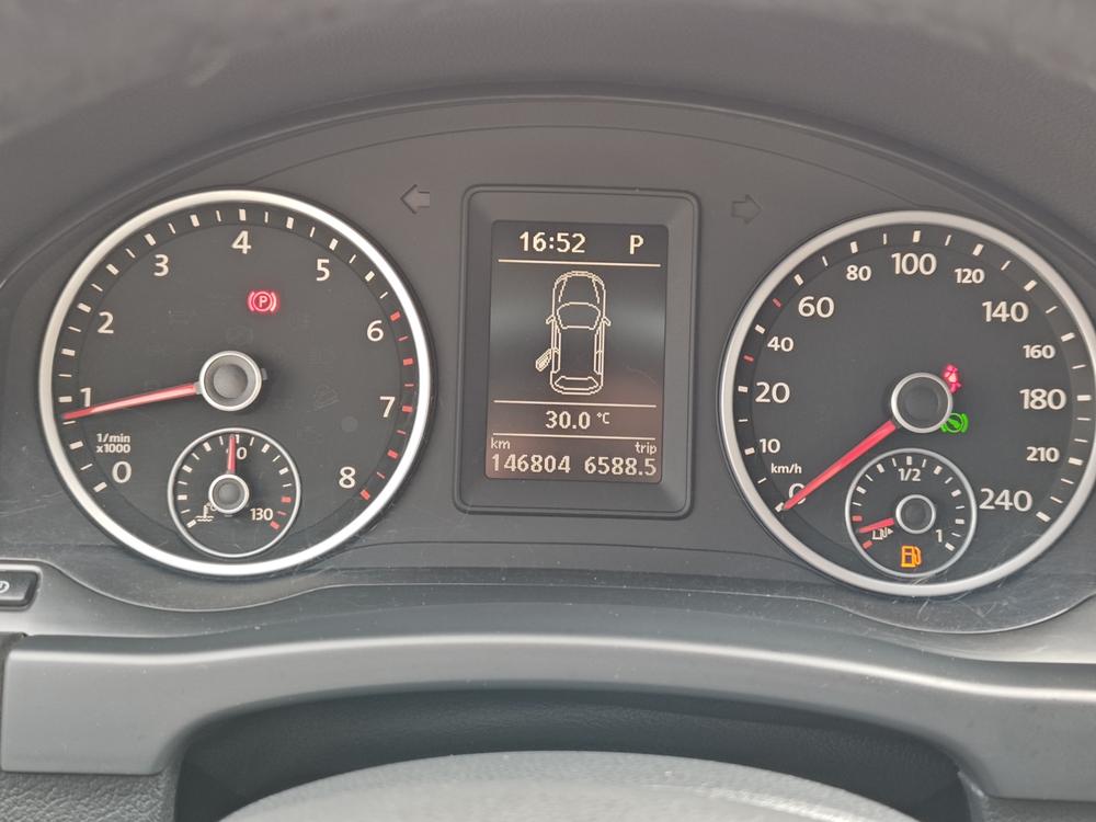 Volkswagen Tiguan 2013 модификация 1.8TSI автоматическое 2WD Comfort Edition – фото 10