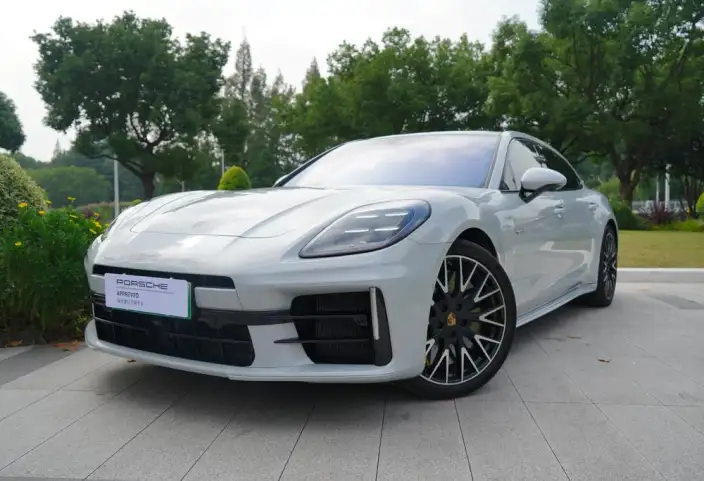 Panamera E-Hybrid 2025 Model Panamera 4 E-Hybrid Executive Extended Edition 2.9T