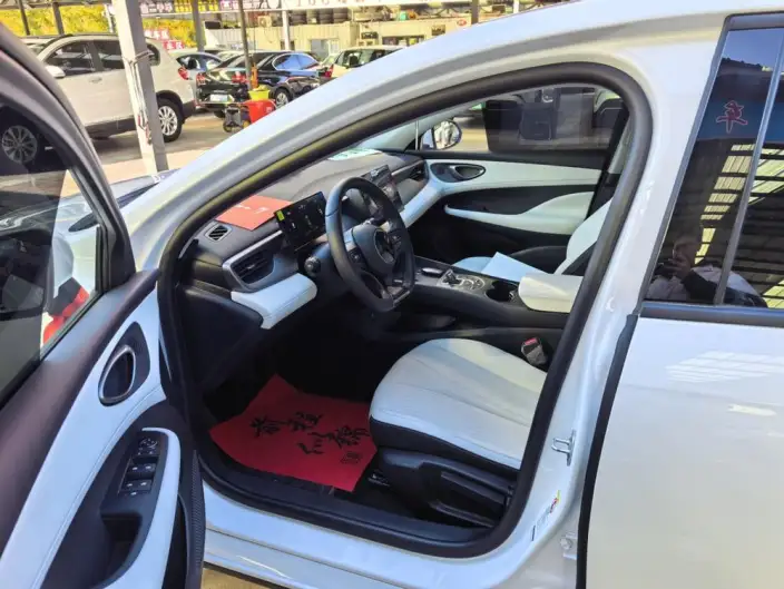 BYD Seal 05DM 2025 Model Smart Driving Edition DM-i 55KM Luxury Model – фото 8