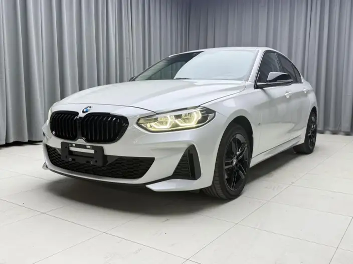 BMW 1 Series 2021 Model 120i M Sports Night Edition – фото 1