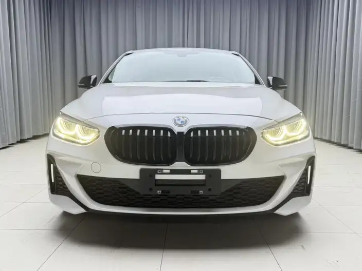 BMW 1 Series 2021 Model 120i M Sports Night Edition – фото 2