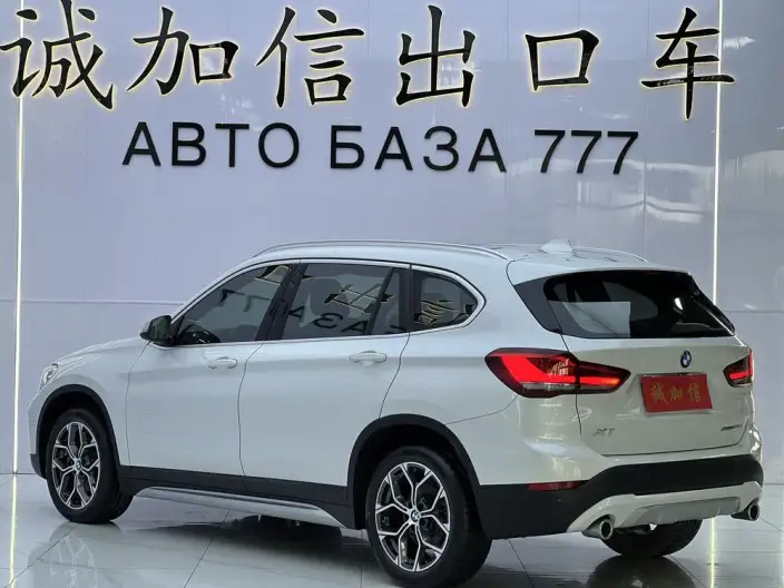 BMW X1 2022 Model sDrive20Li Fashion Model – фото 4