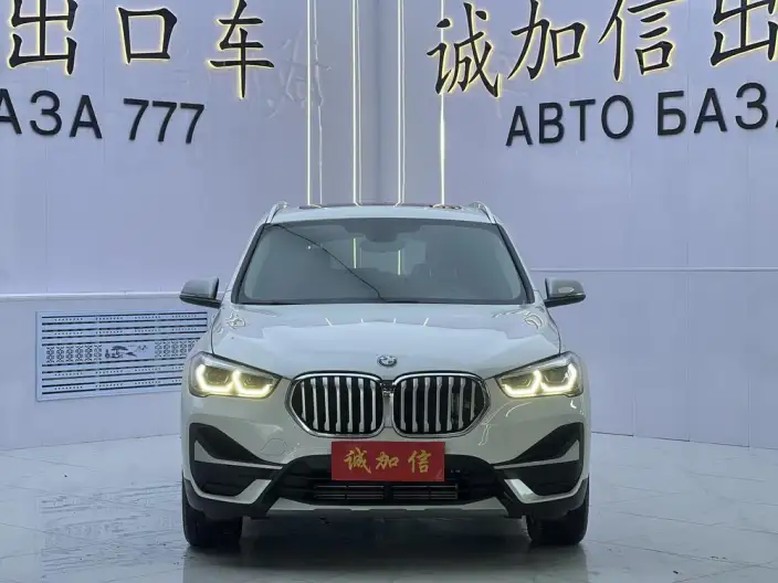 BMW X1 2022 Model sDrive20Li Fashion Model – фото 2