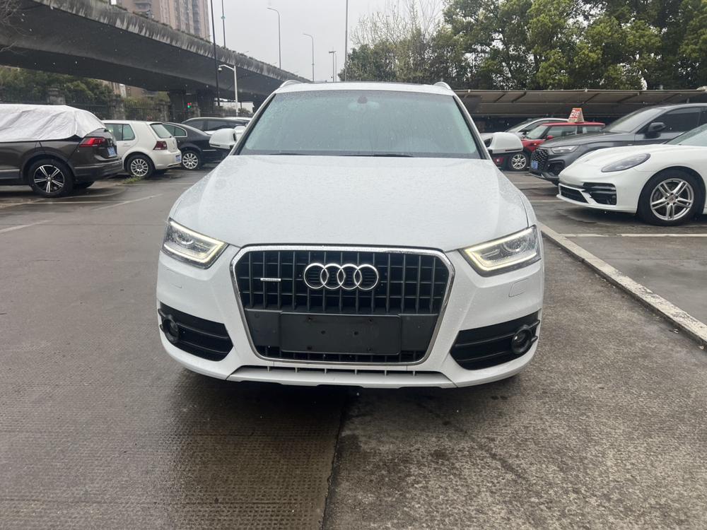 AUDI Q3 2015 модификация 35 TFSI quattro Million Memorial Lexiang – фото 2