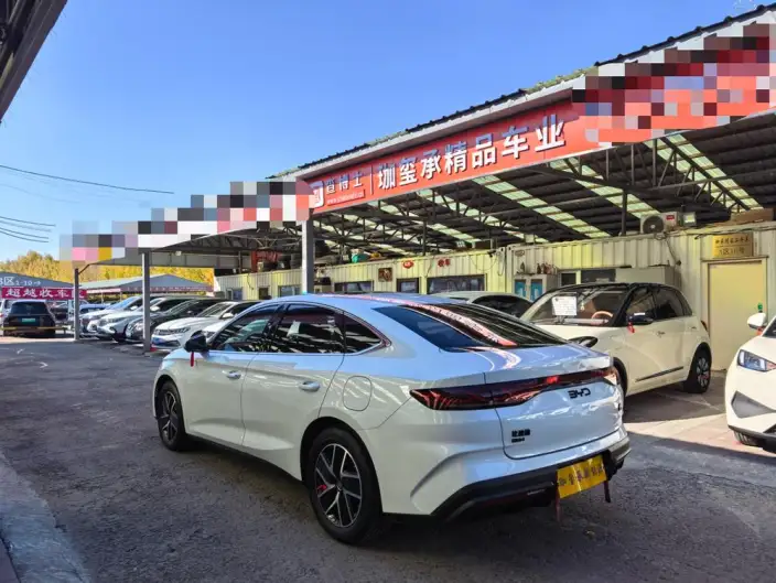 QinL DM 2024 Model DM-i 120KM Leading Model – фото 4