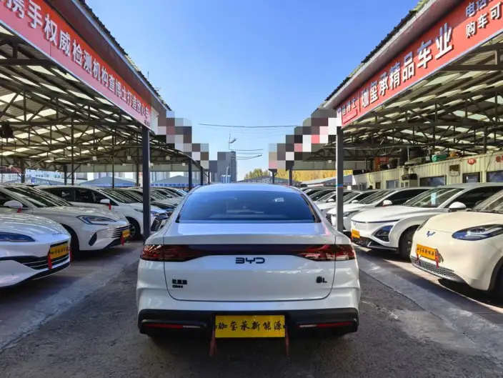QinL DM 2024 Model DM-i 120KM Leading Model – фото 5