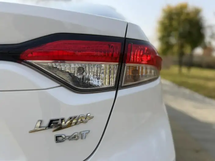 Toyota Levin 2022 Model 185T CVT Sports Edition – фото 9