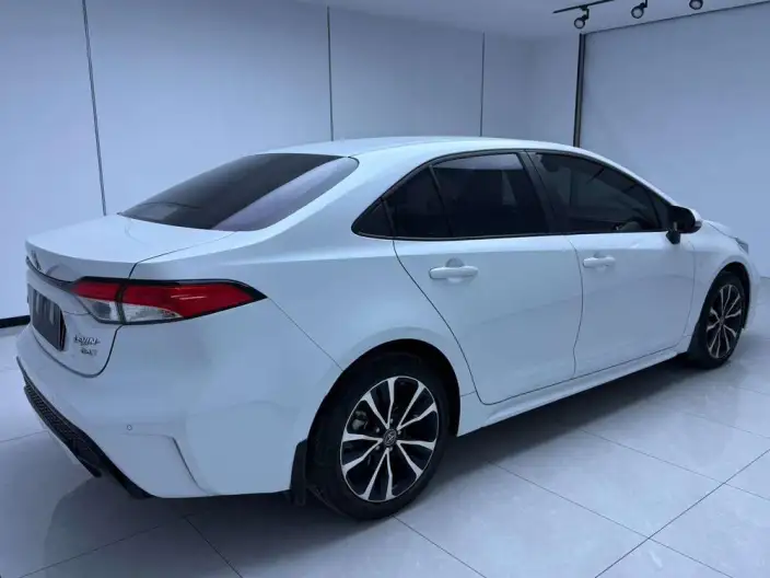 Toyota Levin 2022 Model 185T CVT Sports Edition – фото 6