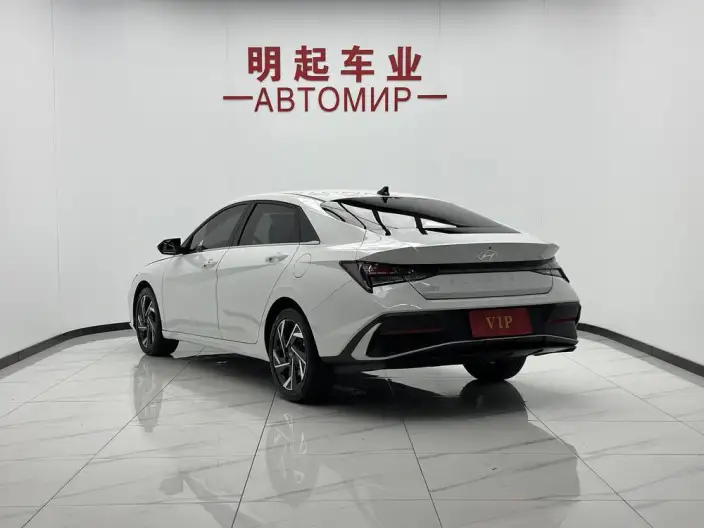 Hyundai Ioniq 2023 Model 1.5L CVT GLX Elite Edition – фото 4