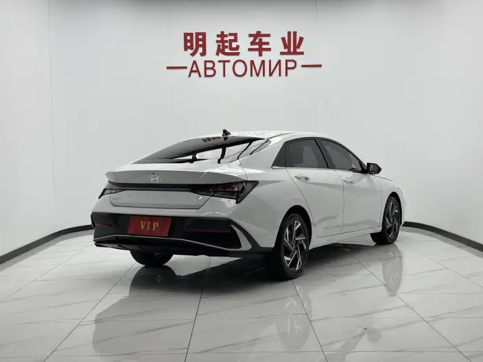 Hyundai Ioniq 2023 Model 1.5L CVT GLX Elite Edition – фото 6
