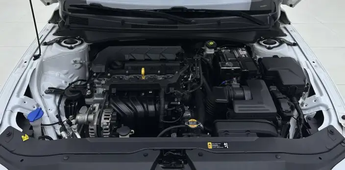 Hyundai Ioniq 2023 Model 1.5L CVT LUX Premium Edition – фото 7